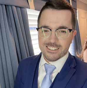 Meet your Posher, Manuel g